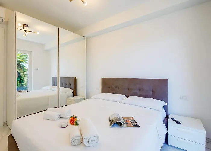 Apartman And - Beachy Vibes- 900m From The - Happy Marina dʼAndora